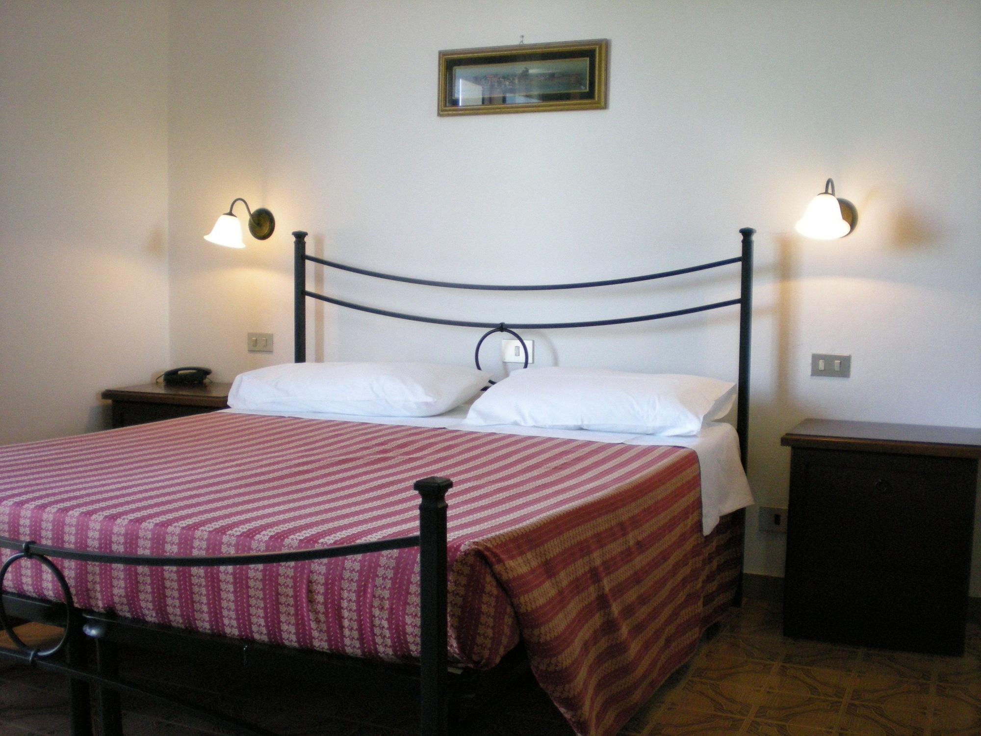Hotel Sangallo B&B Montepulciano Stazione Kültér fotó