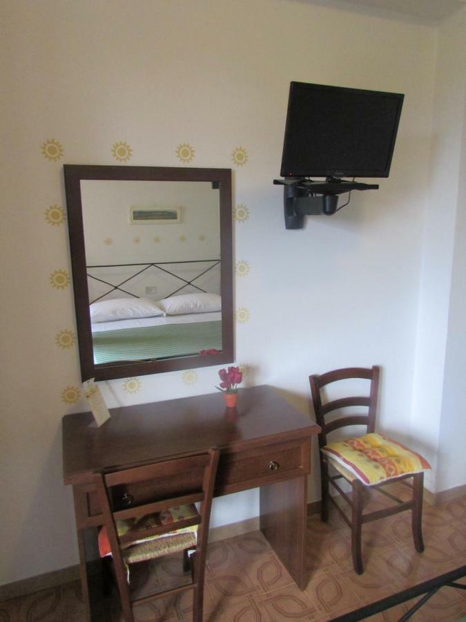 Hotel Sangallo B&B Montepulciano Stazione Szoba fotó
